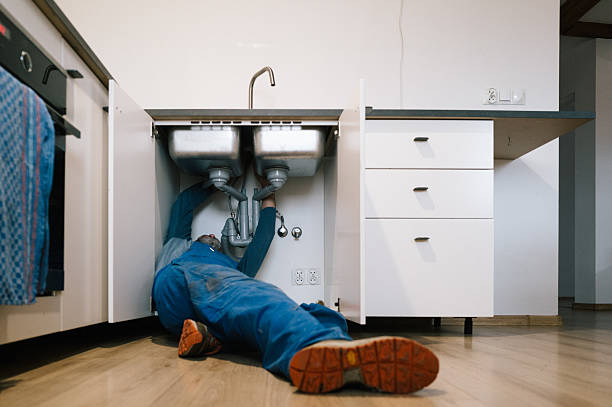 Professional Drain Cleaning technician working in Hercules, CA